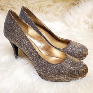 Fioni Night Gold Shimmer Metallic Round Toe Stiletto Heels SZ 8